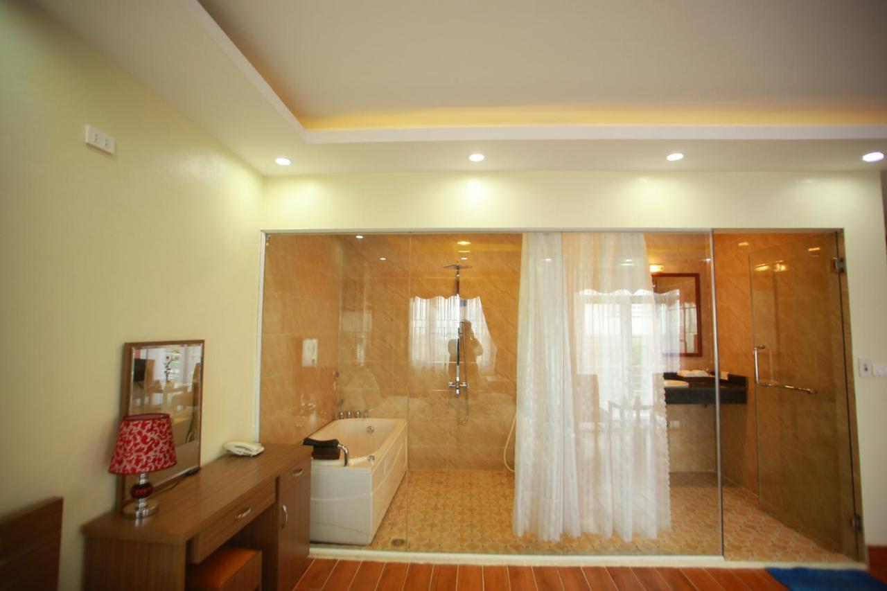 Family Hotel Soc Son Noi Bai Bagian luar foto