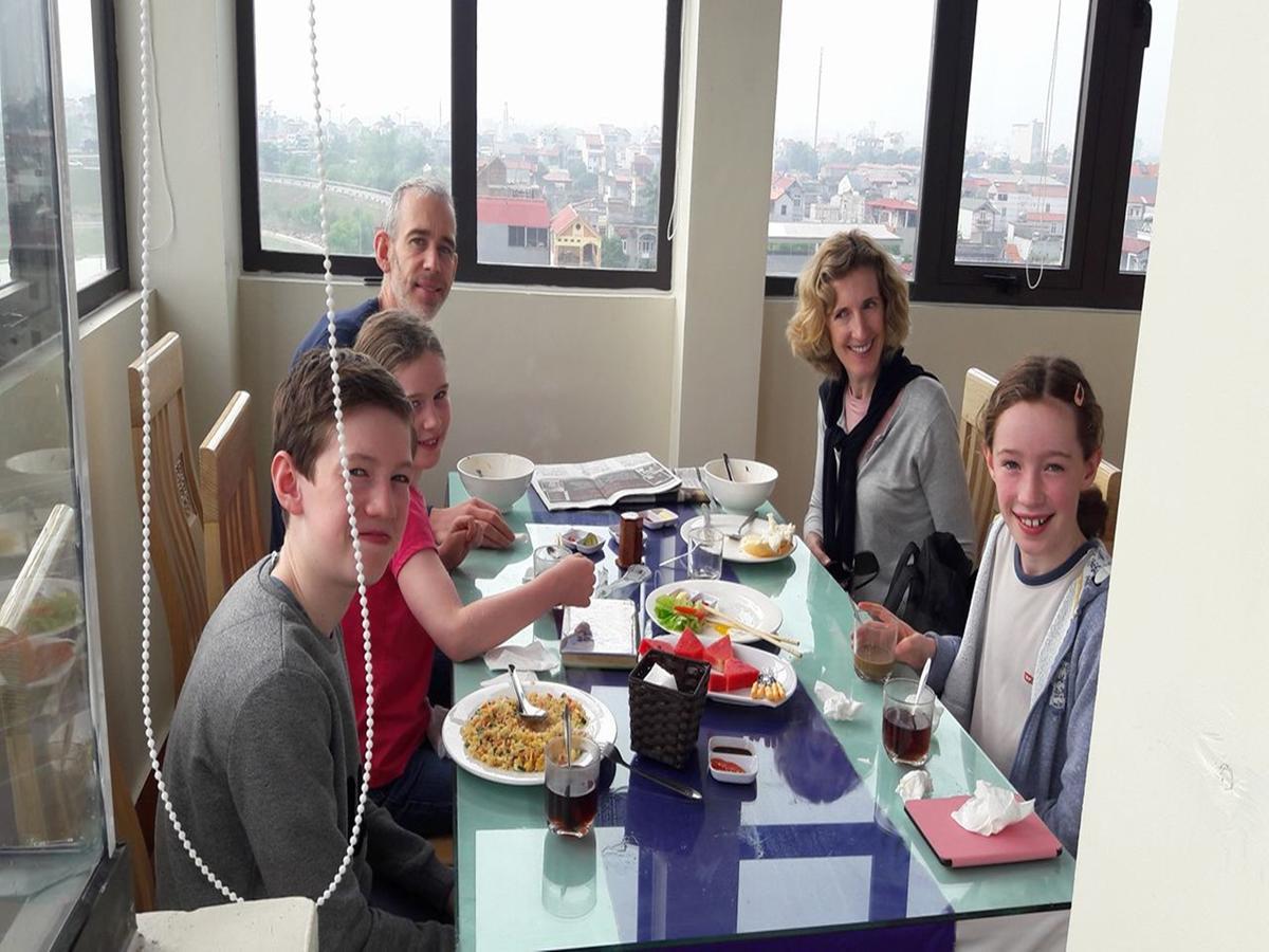 Family Hotel Soc Son Noi Bai Bagian luar foto